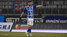 Olomoucký zálo�ník Jan Navrátil v zápase s Plzní.