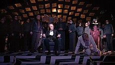 Scéna z inscenace Szymanowského opery Král Roger z produkce Národního divadla...