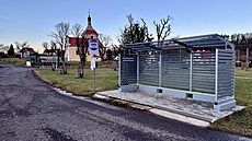 Stebno na Lounsku. Nová autobusová zastávka se místním nelíbí, protoe...