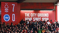 Fotbalisté Nottinghamu porazili v anglické lize Brighton 7:0.