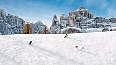 Do italských Dolomit jezdí kadý rok za lyováním desítky tisíc ech. Okruh...