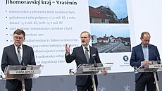Tisková konference k programu dostupného nájemního bydlení v �R. Na snímku...