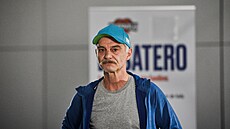 Ivan Trojan hraje v novém klipu kampan� Bez faulu, kterou zast�e�uje �eská...