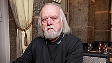 Hudební producent Karel Deni� objevil Petra Muka coby frontmana kultovního...