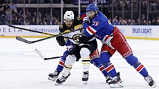 David Pastr�ák se p�etla�uje s K'Andrem Millerem.