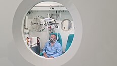 V Ostrav slouí pacientm z celé Moravy hyperbarická komora nejdéle v zemi, u...