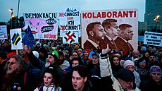 Slováci op�t vy�li do ulic na shromá�d�ní za proevropské sm��ování zem�. V...