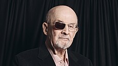 Salman Rushdie v New Yorku (18. dubna 2024)