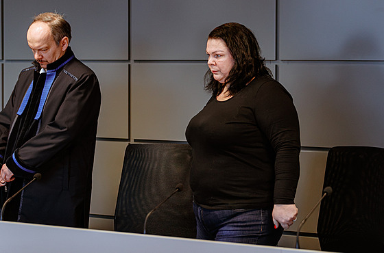 P�ed krajským soudem v Olomouci stanula Andrea �ílová ob�alovaná z krácení...