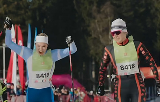 Kate�ina Neumannová m�la �as dceru natá�et a povzbuzovat. �Lucka se dost...