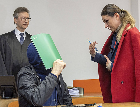 Rus, který v dubnu zavradil bhem jejich rekonvalescence v bavorském mst...