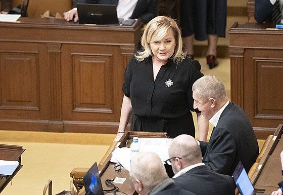 �éfka poslanc� ANO Alena Schillerová ve Sn�movn�