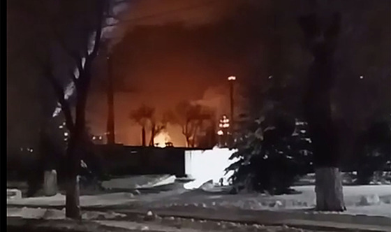 Ukrajina ude�ila na klí�ovou ropnou rafinerii v ruské Saratovské oblasti. (11....