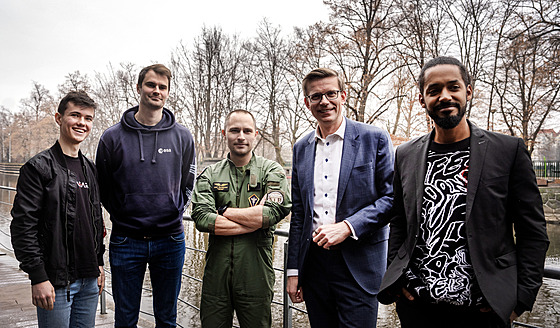 Simon Klinga, Jan Spratek, Ale� Svoboda, Martin Kupka a Yemi A.D. na tiskové...