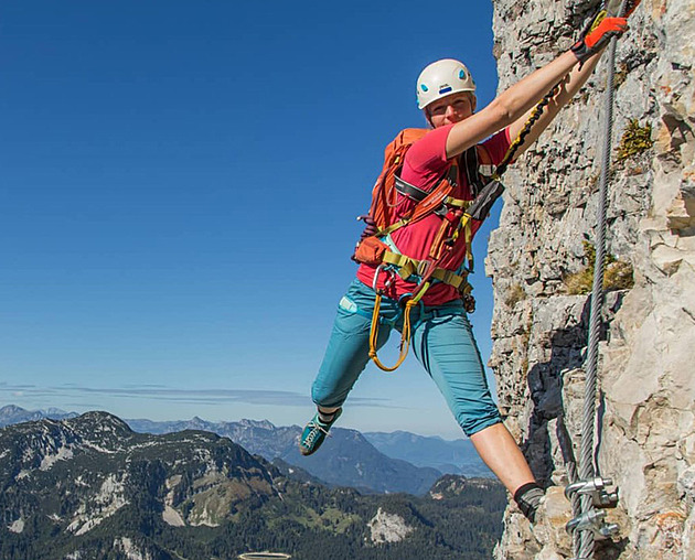 Bitevník může zneškodnit i vlaštovka, říká pilotka L-159 Kateřina Hlavsová