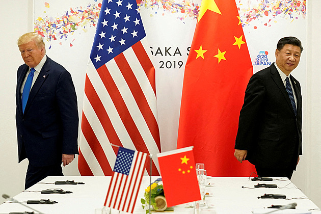 Poker velmocí. Čína zvýšila odvetné clo na zboží z USA ze 34 na 84 procent