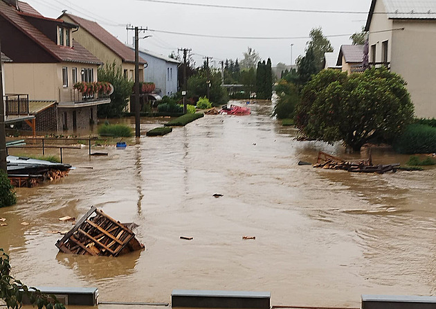 Obec Sazovice na Zlínsku se ocitla pod vodou. Podle vedení obce byla situace...