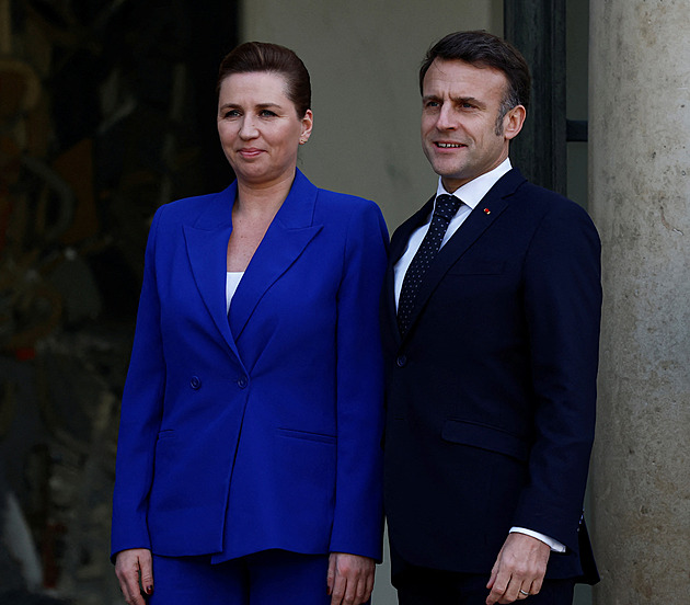 Silné bezpečnostní záruky pro Ukrajinu. Macron jednal s Trumpem i Zelenským