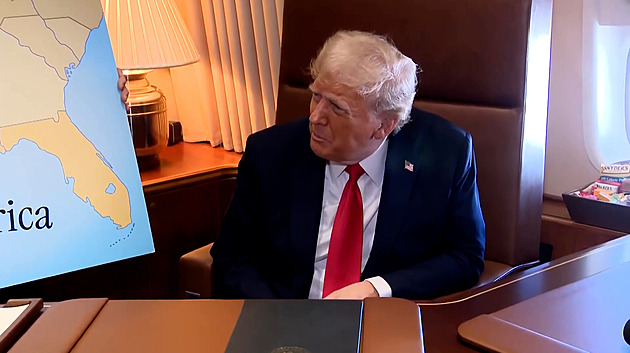 Trumpovy tři týdny v úřadu. Čím se nejvíc blýsknul a kdo nebo co mu leží v žaludku