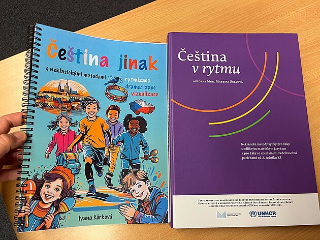 Uebnice jsou vhodné nejen pro áky cizince, ale i pro áky se speciálními...