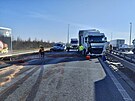 Na Vysoansk radile se srazilo nkolik aut. (11. nora 2025)