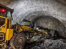 Ra�ba p�lkilometrov�ho d�lni�n�ho tunelu Homole postoupila do t�etiny. Ve v�t��...