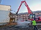 Za�ala demolice t�� objekt� v Jate�n� ulici v Plzni, kter� byly nechvaln�...