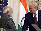 Americký prezident Donald Trump s indickým premiérem Naréndrou Módím. (14....