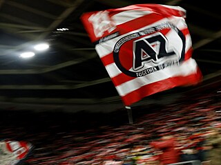 Vzru�ení v kotli Alkmaaru p�ed utkáním s Galatasaray.