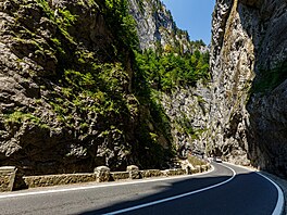 Národní park Cheile Bicazului-H�șmaș je známý p�edev�ím díky...