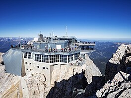 Lanovkou, kterou si kv�li výhled�m budete chtít projet víc ne� jednou, je 4,5...