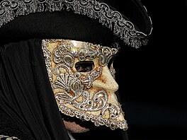 Organizáto�i v�novali leto�ní karneval Casanovovi k 300. výro�í jeho narození a...