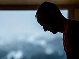 Romanu Karpíkovi pomáhá pi fyzioterapii s pocitem uvolnní i majestátní...