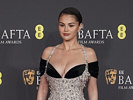 Selena Gomezová na cenách BAFTA v Londýn (16. února 2025)
