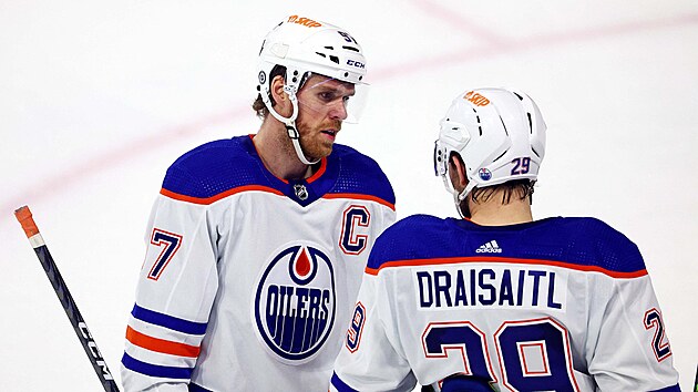 Hvzdy Edmontonu Connor McDavid a Leon Draisaitl.