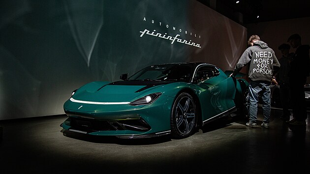 Znaka exkluzivnch supersport Automobili Pininfarina se pedstavila v Praze.