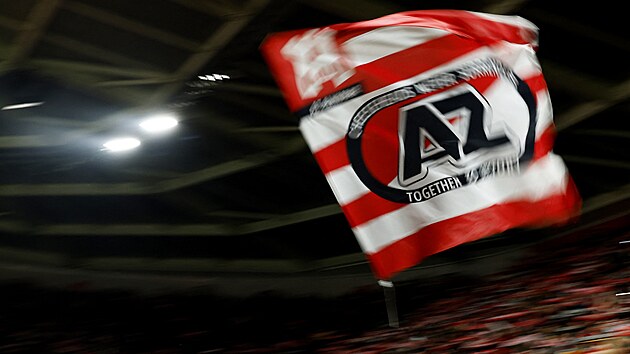 Vzru�ení v kotli Alkmaaru p�ed utkáním s Galatasaray.