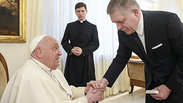 Papež František ve Vatikánu přijal slovenského premiéra Roberta Fica. (14. února 2025)