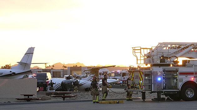 Na leti�ti Scottsdale v Arizon� se srazily dva proudov� letouny. (10. �nora 2025)