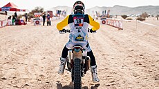 �eský motokrosa� Jan Brabec b�hem Dakar Rally 2025. Slavnou rally ozna�il za...