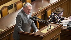 Sn�movna projednává novelu o zvý�ení poplatk� pro �T a Rozhlas. Na snímku...