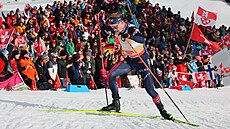 Johannes Bö p�i stoupání b�hem stíhacího závodu na mistrovství sv�ta