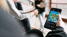 V�t�í lákadla. Daleko �ast�ji ne� na televizi se díváme na displeje mobil�,...