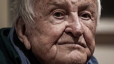 Franti�ek Mertl je krom� velkoformátových figurálních obraz� i autorem...