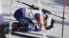 Eric Perrot vydýchává v cíli vytrvalostního závodu sv�j zlatý výkon.