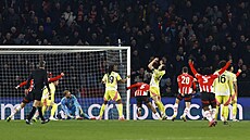 Bezprost�ední reakce hrá�� Juventusu i Eindhovenu po rozhodujícím gólu Ryana...