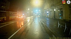 Chodec vb�hl do cesty policejnímu vozu