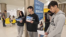 Dti z dtských domov si na Fakult managementu a ekonomiky Univerzity Tomáe...