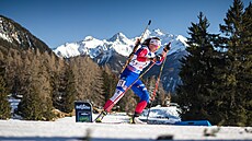Kristýna Otcovská b�í vytrvalostní závod na mistrovství sv�ta v Lenzerheide.