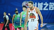 Tomá Kyzlink v dresu i-lin Northeast Tigers.